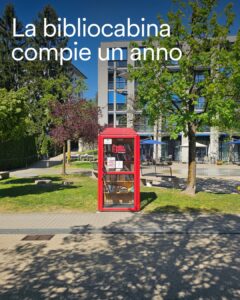 È già passato un anno da quando la bibliocabina di via Motta - gestita dall’ @associazione.ilfilo in collaborazione con il Comune - ha iniziato il suo viaggio…